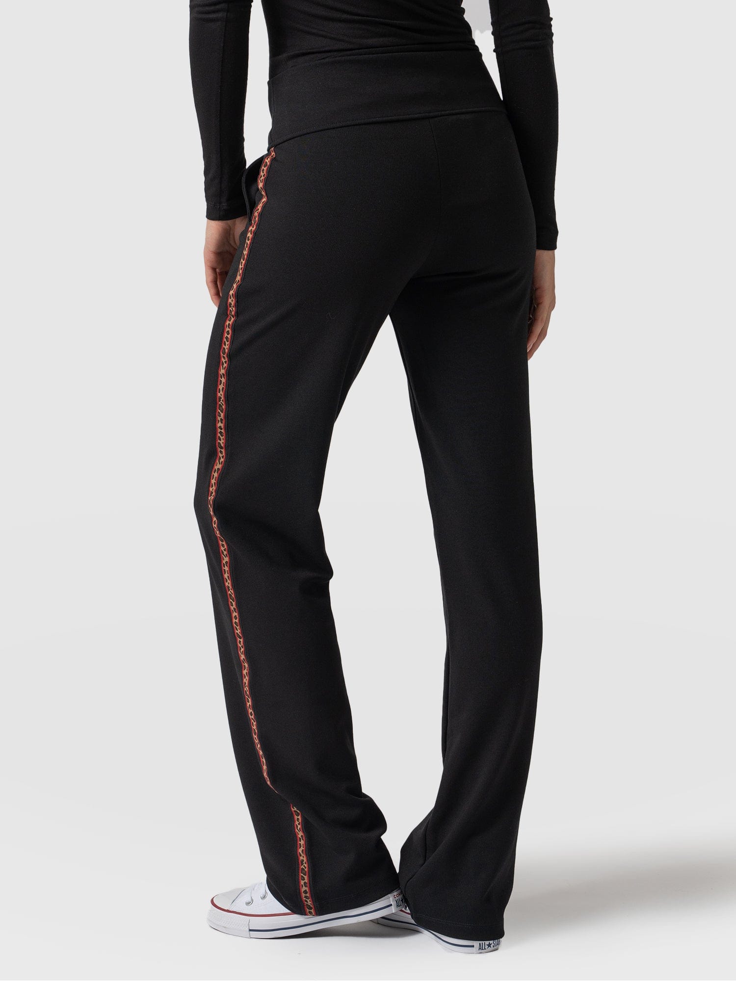 Runway Pant Black Leopard - Women's Trousers | Saint + Sofia® EU